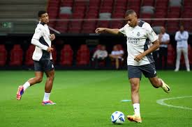 曾因强奸12岁女童入狱 荷兰沙滩排球运动员首秀被嘘